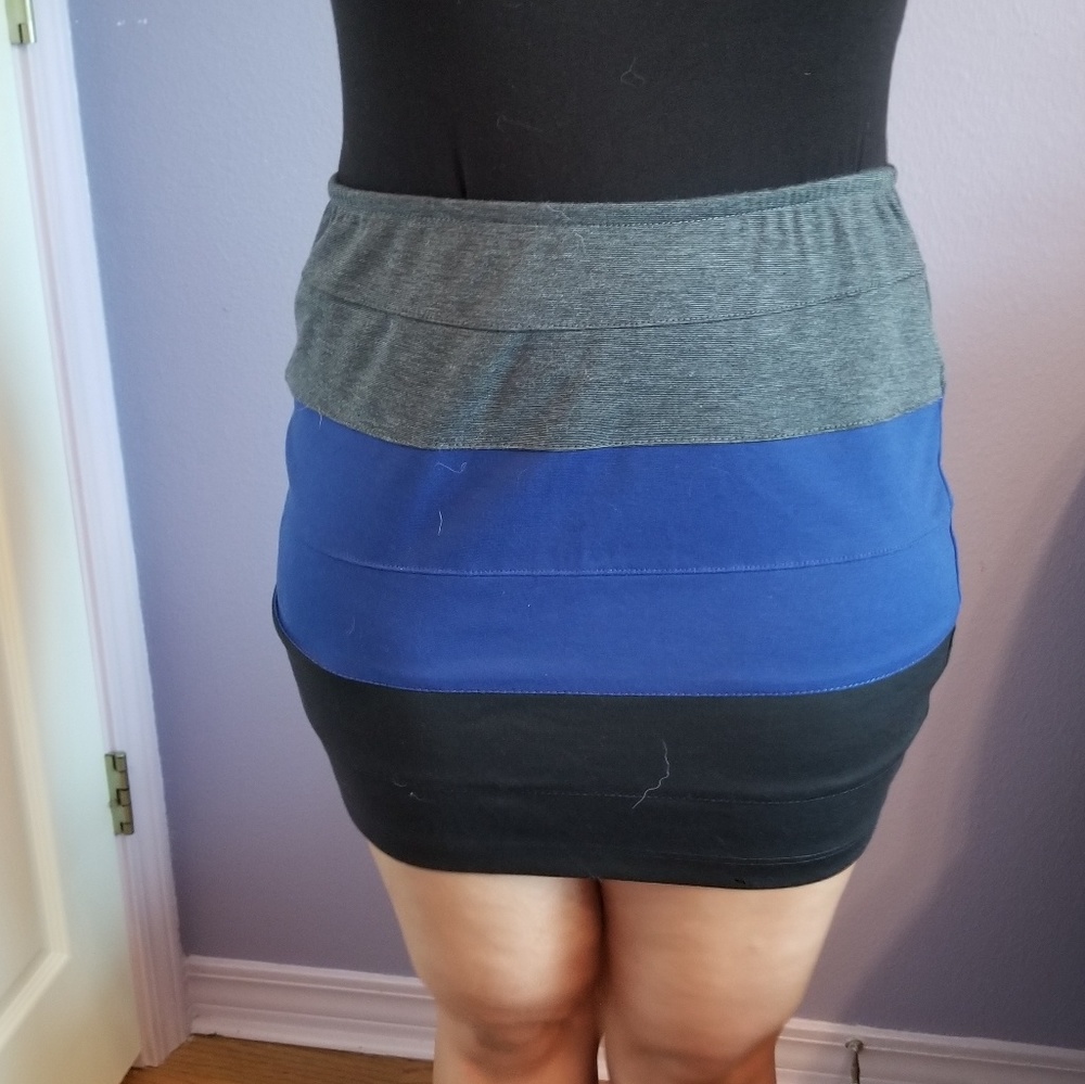 Tri Color Stretch Skirt